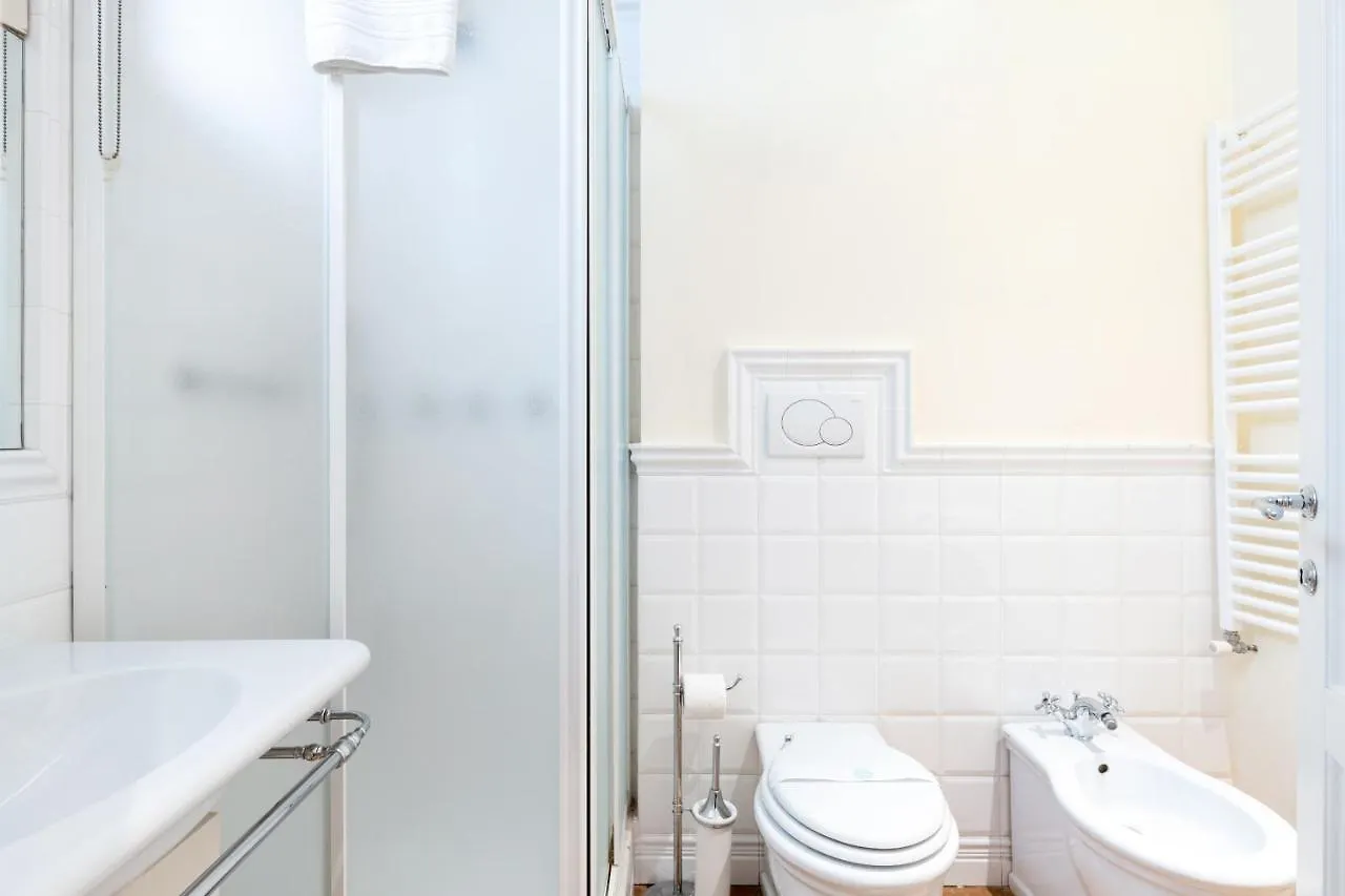 Lovely Studio In The Heart Of The Historic Center Florence Apartment